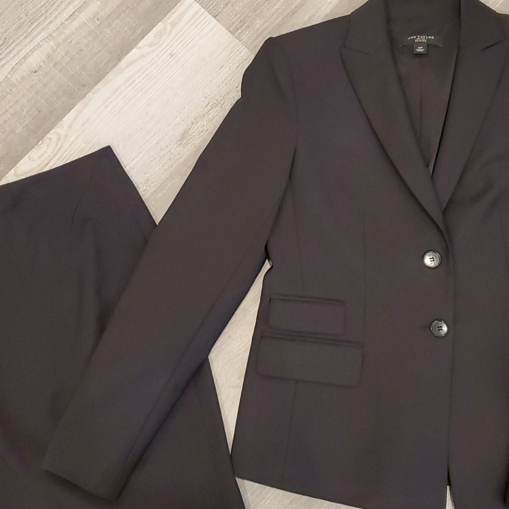 Ann Taylor skirt suit
